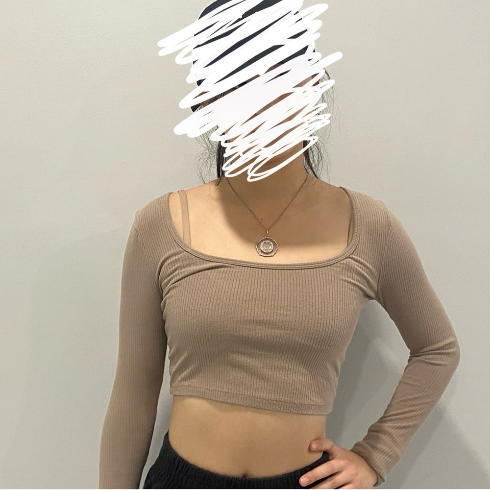 Aeropostale Ribbed Beige Long Sleeve Crop Top